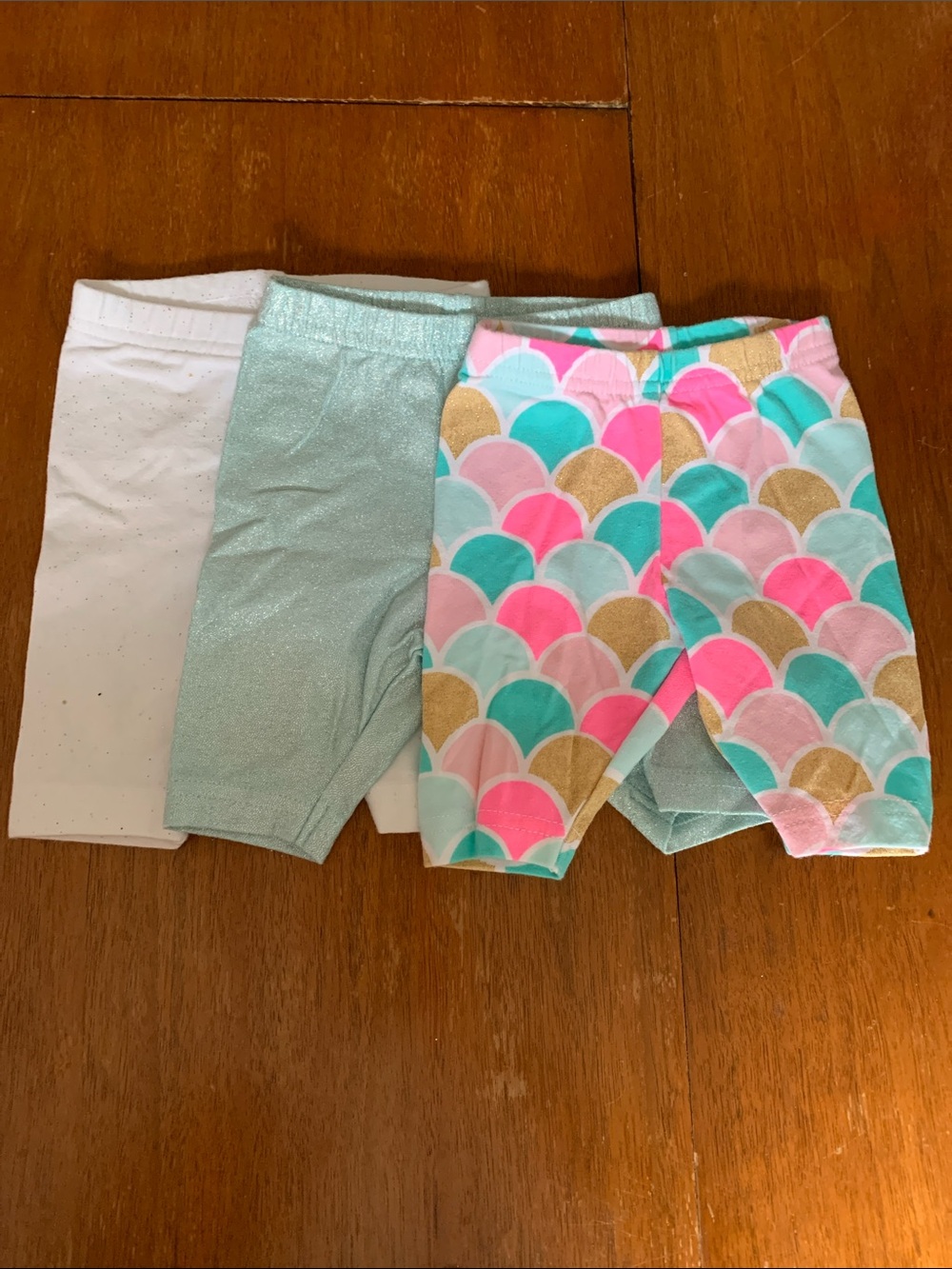 🫐3/$30 NWOT Carter's Girls Multicolor Mermaid Scale & Mint Capri Pants Set